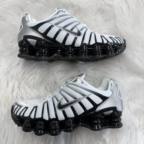 Nike Shox TL Metallic Silver Wolf Grey Womens HQ4049-001 VNDS Sz 8 - Picture 3 of 6